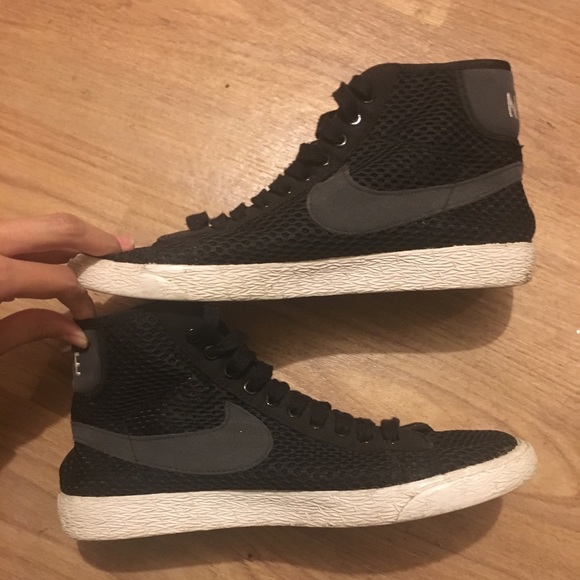 Retro Nike high top shoes!! - Picture 4 of 7